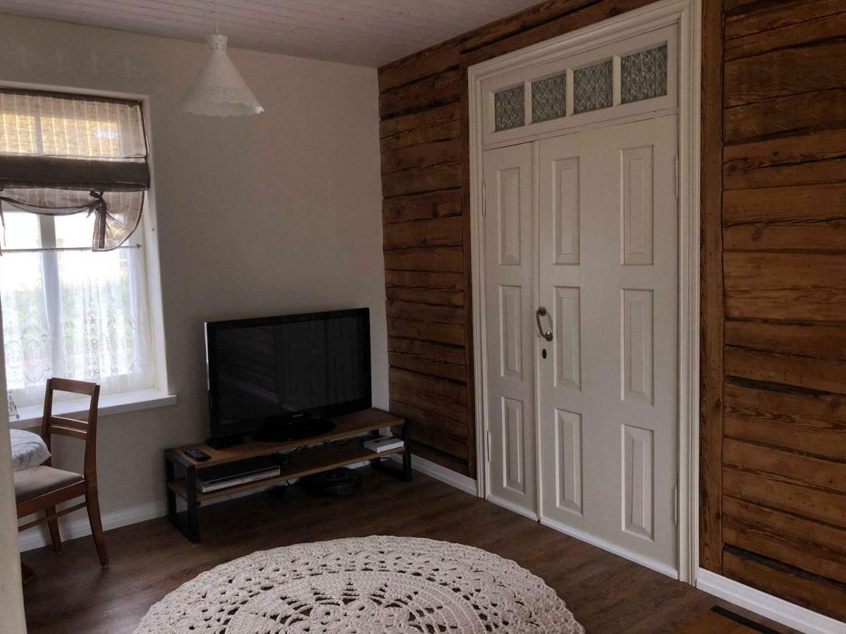 Kreutzwaldi Apartement Võru Esterno foto
